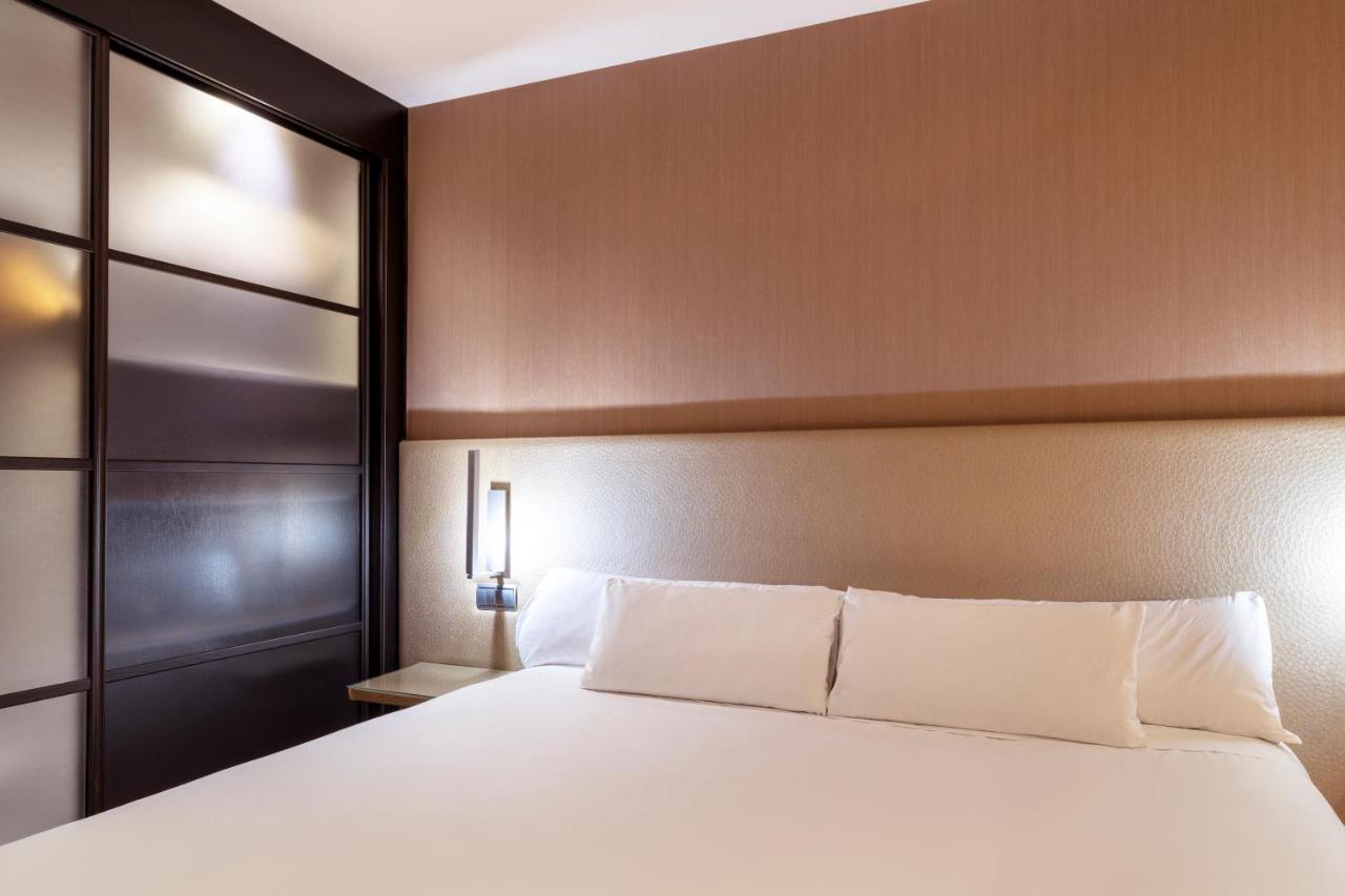 Iberik Santo Domingo Plaza Hotel اوفيدو المظهر الخارجي الصورة
