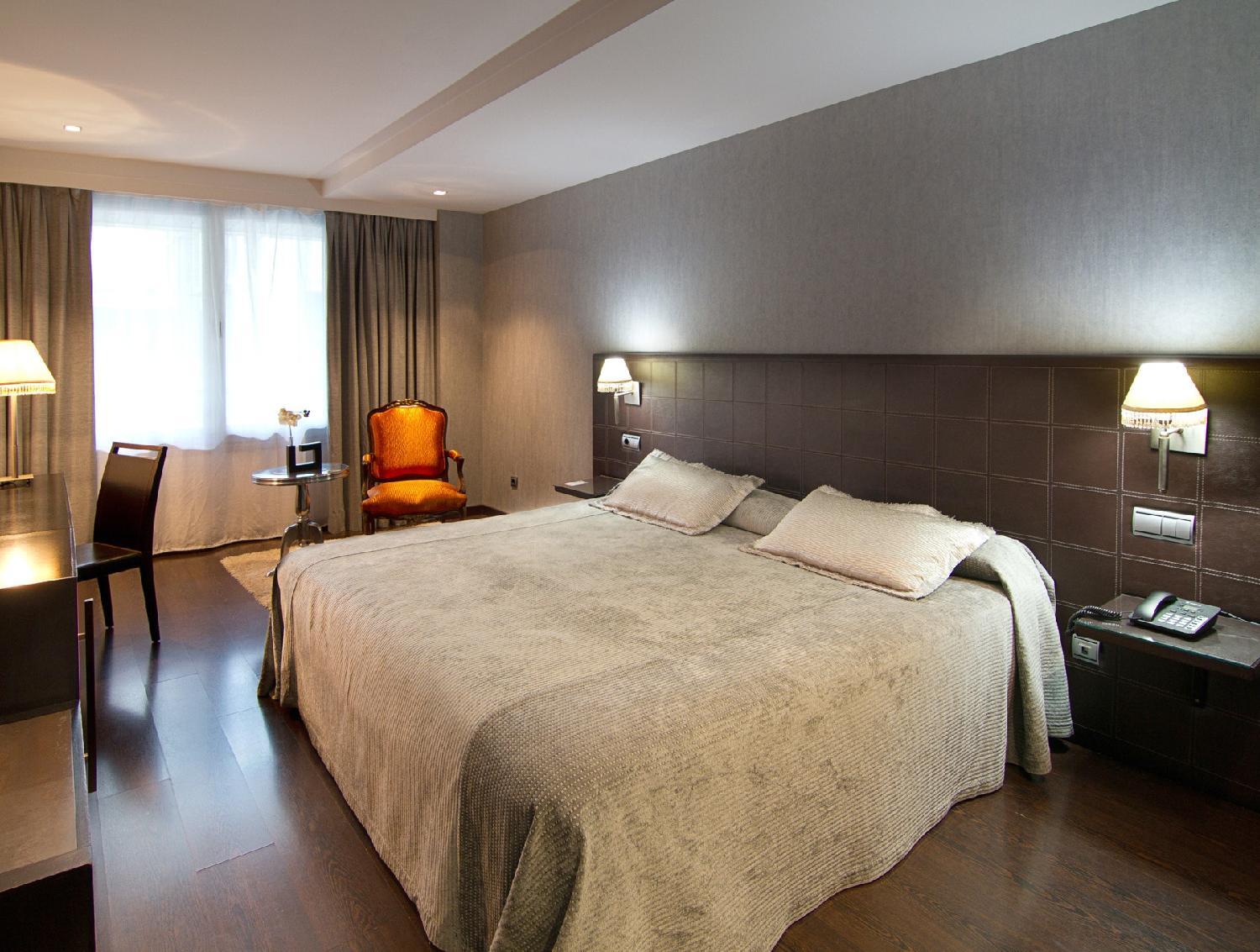 Iberik Santo Domingo Plaza Hotel اوفيدو المظهر الخارجي الصورة
